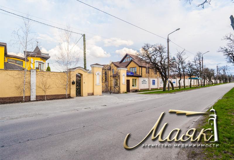 Предлагается к продаже земельный участок по улице Ленская.