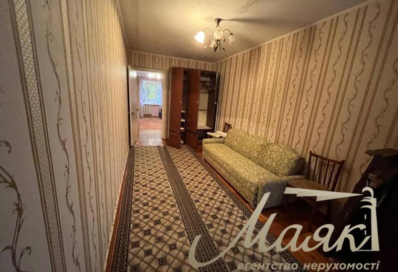 продам 2-к.кв.Осипенковский мкрн. ул. Зестафонская