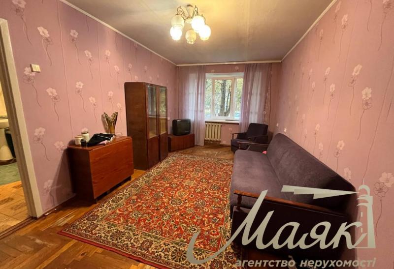 продам 2-к.кв.Осипенковский мкрн. ул. Зестафонская