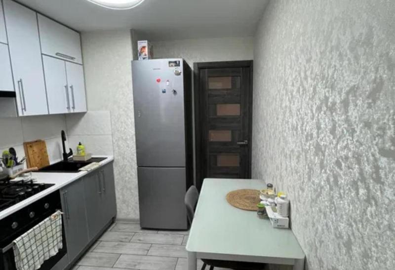 продам 2-к.квартиру .4/12