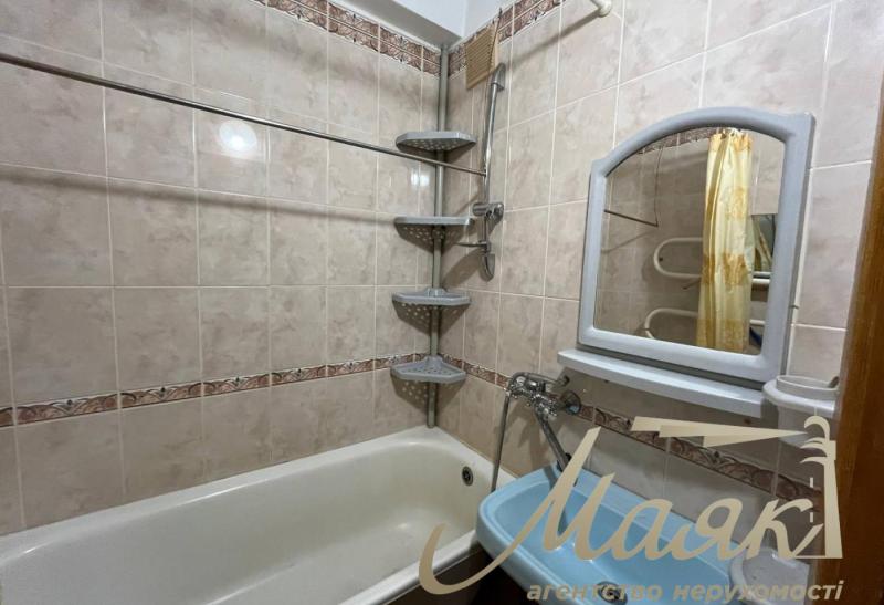 продам 2-к.кв.3/9,ЦЕНТР Хорт.р-ну,АМСТОР,пр.Юбилейный