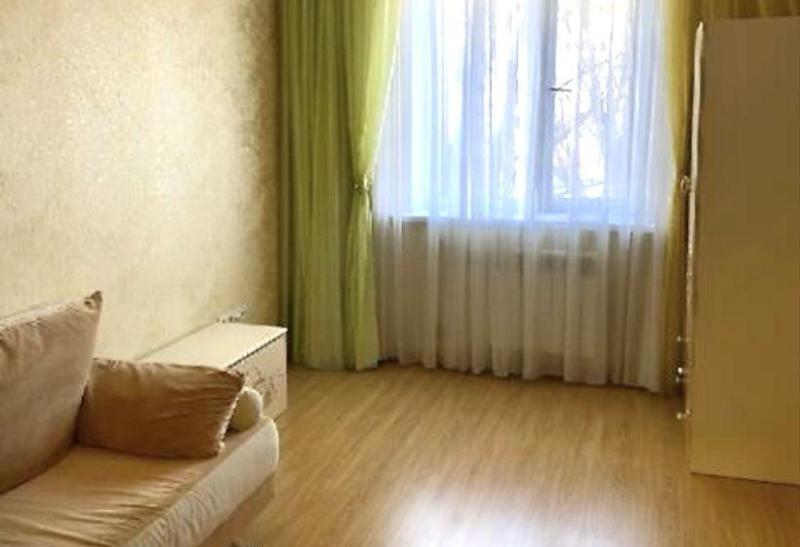 Продаж квартири, 2/9, вул. Стародніпровська