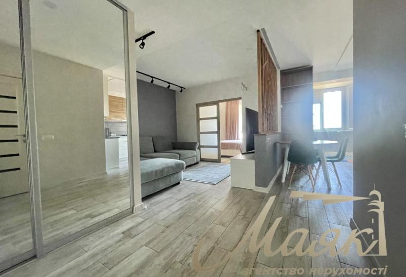 Продажа 2к квартиры 60 кв. м на вул. Поштова,119 